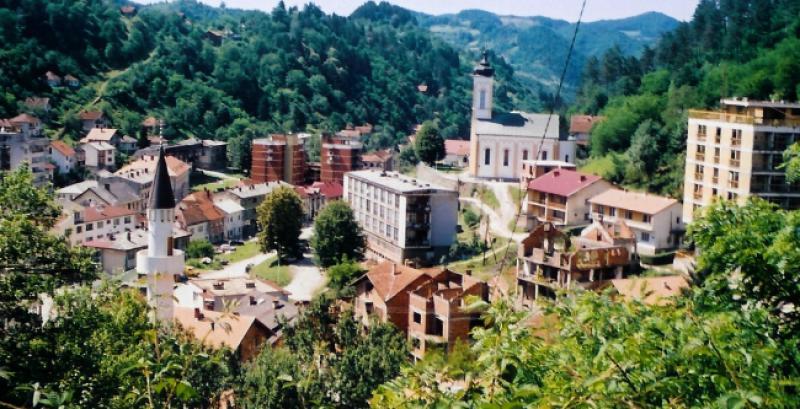 TISUĆE LJUDI NA KOMEMORACIJI U SREBRENICI 24. obljetnica genocida za koji je osuđeno 15 osoba