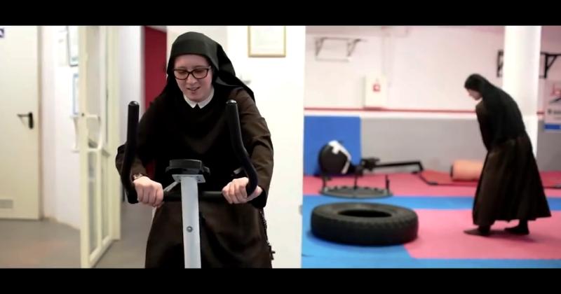 POGLEDAJTE VIDEO SPOT ZA PROMOCIJU DUHOVNIH ZVANJA Poljskih franjevki kapucinki