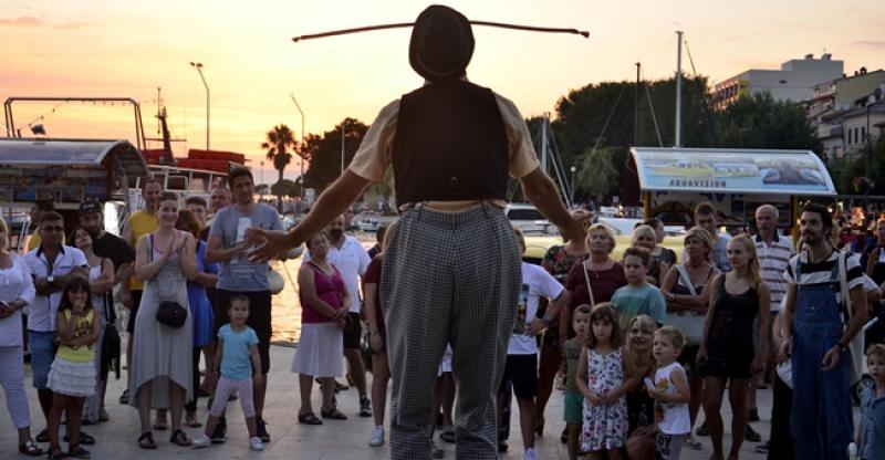 NAJVESELIJI FESTIVAL U CRIKVENICI Ne propustite 'CrikvArt'