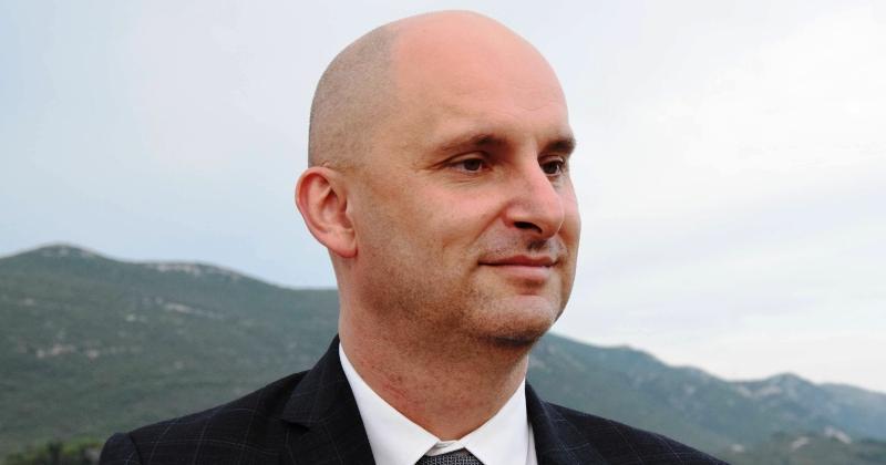 TOMISLAV TOLUŠIĆ Dragi moji poljoprivrednici, dragi moji ribari, drvoprerađivači, dragi moji svi... Hvala vam na svemu