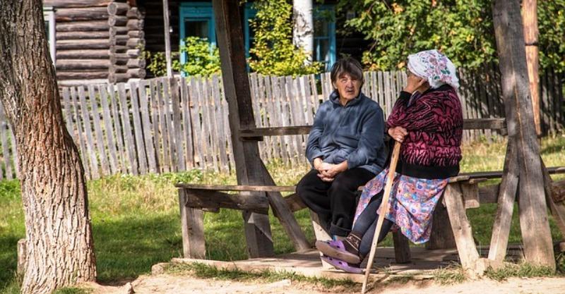 NASMIJTE SE UZ VIC DANA Razgovaraju dvije susjede, te će jedna...