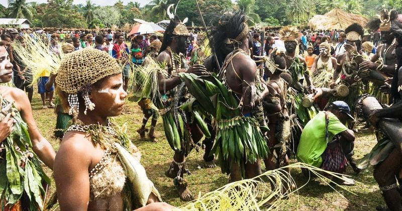 'NABAJYOTISAIKIA' JE Kompliment koji u Južnoj Africi znači 'Ja te poštujem. Ja te njegujem. Značiš mi!'