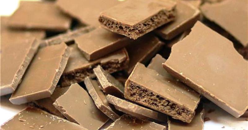 TKO NE VJERUJE NEKA PROBA Tamnom čokoladom protiv depresije