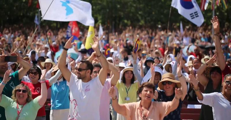 (VIDEO) POGLEDAJTE Nevjerojatan video s festivala Mladifest u Međugorju