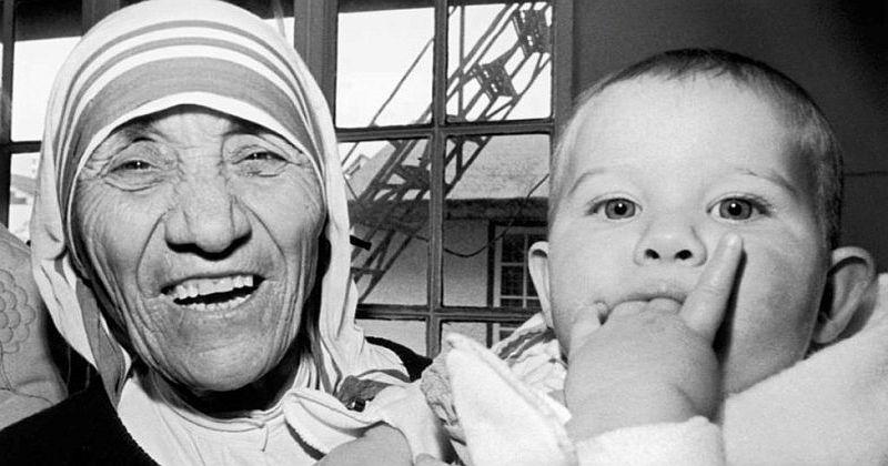 POUČNA PRIČA Majka Tereza je od pekara zatražila kruh za djecu iz sirotišta