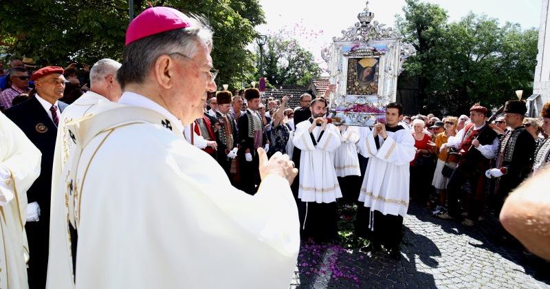 BLADAN VELIKE GOSPE Evo što svetkovina Uznesenja Blažene Djevice Marije znači za vjernike u Hrvatskoj i diljem svijeta