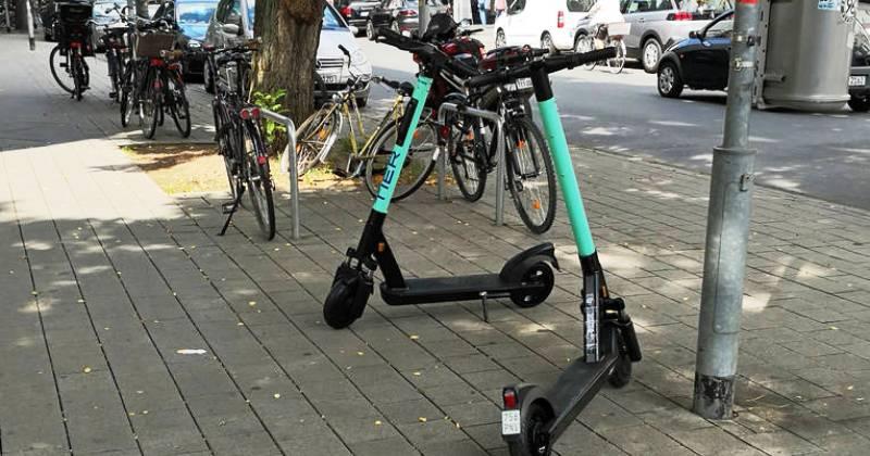 SVE IH JE VIŠE NA ULICAMA DILJEM EU Što mislite o električnim romobilima?