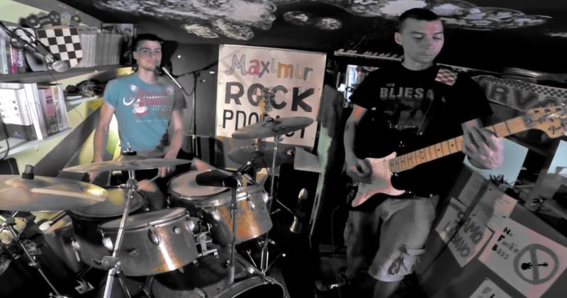 (VIDEO) Poslušajte glazbeni odgovor mladih Hrvata na pokušaj zabrane 'Bojna Čavoglave'