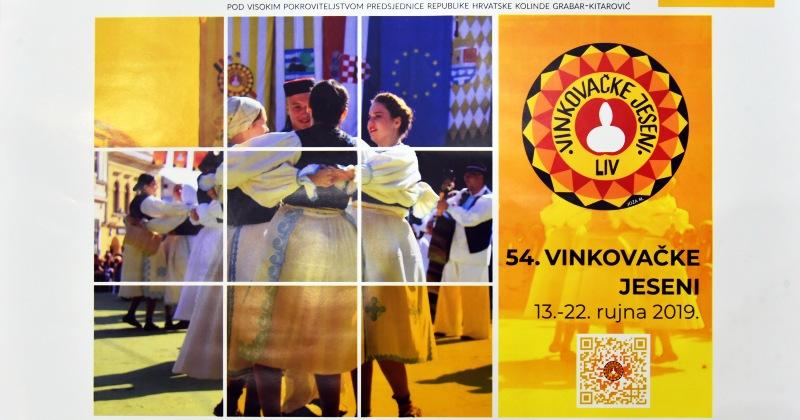 BAŠTINA, OBIČAJI, TRADICIJA Smotra folklora Vukovarsko-srijemske županije uvod u 54. Vinkovačke jeseni