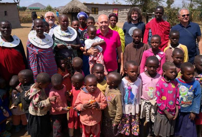 VELEČASNI VESELKO ŽUPARIĆ U POSJETI JE TANZANIJI 'Izgradnju crkve Uzvišenja Svetog Križa u Kisongu pomažu i Hrvati iz Freiburga'