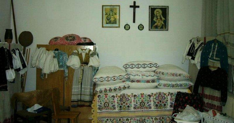 TUGA TARLE Ovo je tipična hrvatska soba u mjestu Hrvatski grob koje je bilo naseljeno Hrvatima