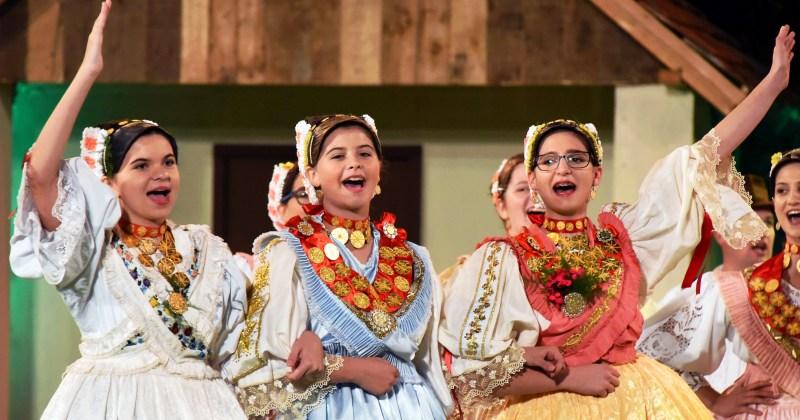 NA 54. VINKOVAČKIM JESENIMA Predstavlja se 35 kulturno-umjetničkih društava (KUD) iz Hrvatske i dijaspore