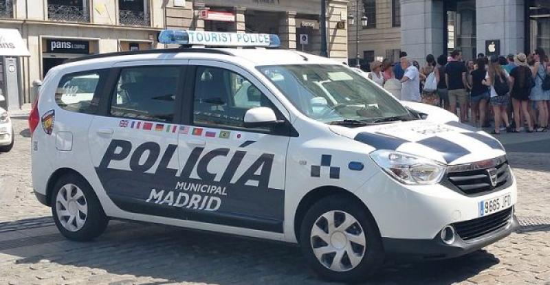 POLICIJA U MADRIDU Počinje koristiti pištolje elektrošokere, imaju i kameru za snimanje intervencija