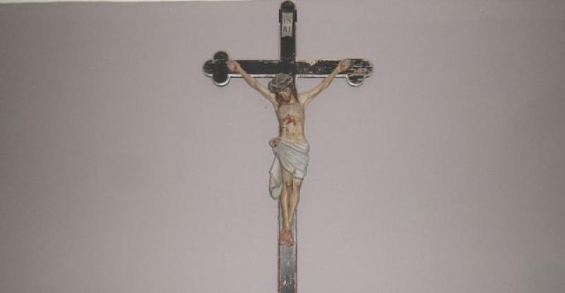 KATOLICI STE I NEMATE RASPELO U KUĆI? Riječi ovog albanskog svećenika potaknut će vas da ga istaknete