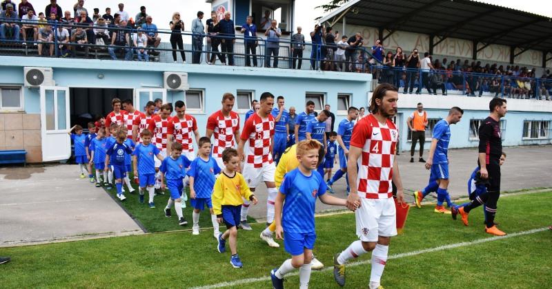 U CRIKVENICI NOGOMETNI SUSRET 'CRIKVENICE' I 'HAJDUKA' Povodom obilježavanja 100 godina NK 'Crikvenica'