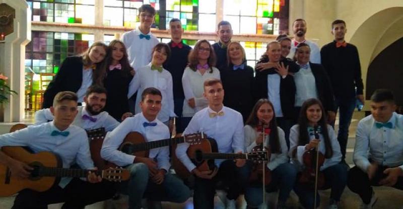 HRVATI IZ FRANCUSKE I NJEMAČKE ZAJEDNO Framaši Hrvatske katoličke župe München odazvali se pozivu Hrvatske katoličke misije u Parizu