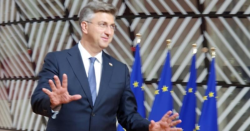 ANDREJ PLENKOVIĆ ‘U Vukovaru treba voditi politiku smirivanja tenzija pomirbi, suživotu, boljem razumijevanju većinskog hrvatskog naroda s pripadnicima srpske manjine’