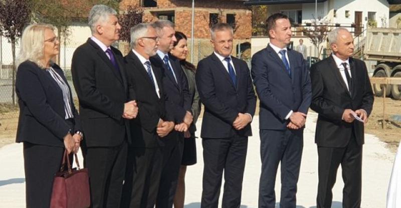 ZVONKO MILAS U KISELJAKU 'Zajedno, stavljajući interes našeg naroda na prvo mjesto možemo prevladati sve izazove'