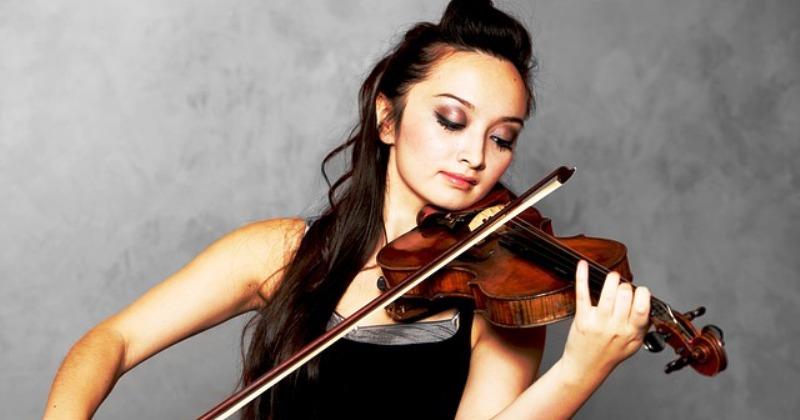 Samouki izrađivač violina iz Sjeverne Makedonije stekao međunarodnu slavu: ‘Svaka violina je priča za sebe. Ne postoje dvije iste, iako tako izgledaju’