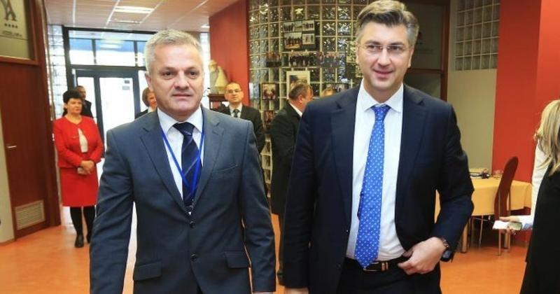 PLENKOVIĆ I MILAS U VARAŽDINU Na trećoj sjednici Savjeta Vlade Republike Hrvatske za Hrvate izvan Republike Hrvatske