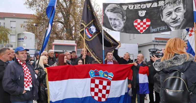 SJEĆANJE NA ŽRTVU VUKOVARA KROZ FOTOGRAFIJE Pogledajte snimke našeg fotografa Zlatka Duzbabe