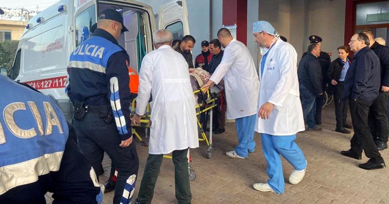 SPASIOCI VODE BORBU S VREMENOM Albanija očajnički traži preživjele nakon potresa