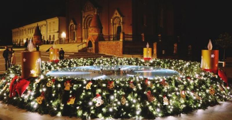 MEĐUNARODNI KARAKTER Na Adventu u Đakovu predstavlja se i Duvanjski advent