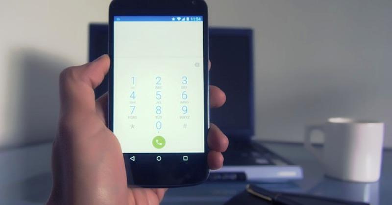 RANE NA LICU SU NAJČEŠĆE U porastu ozljede povezane s korištenjem mobilnih telefona