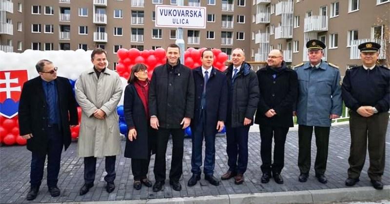 (SLOVAČKA) BRATISLAVA DOBILA VUKOVARSKU ULICU Načelnik Krajčir: Ovaj čin je izraz istinskog poštovanja i prijateljstva prema herojskom gradu