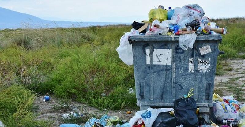 BACANJE HRANE Koliko presitih toliko i gladnih. Hrvati godišnje bace 75 kilograma hrane po čovjeku