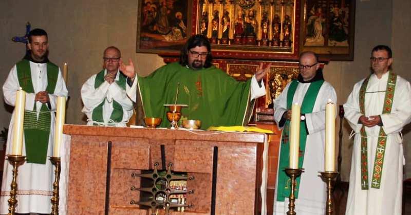 PRED VIŠE OD 400 VJERNIKA Fra Ivan Čikara preuzeo vođenje HKZ Darmstadt