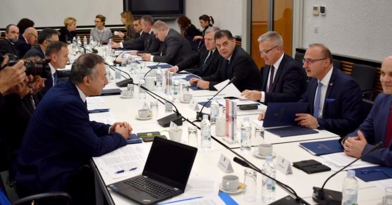 U ZADNJE TRI GODINE UČINJENO JAKO PUNO Hrvatska i Mađarska predstavljaju europski primjer dobre i uspješne suradnje u zaštiti hrvatske i mađarske manjine