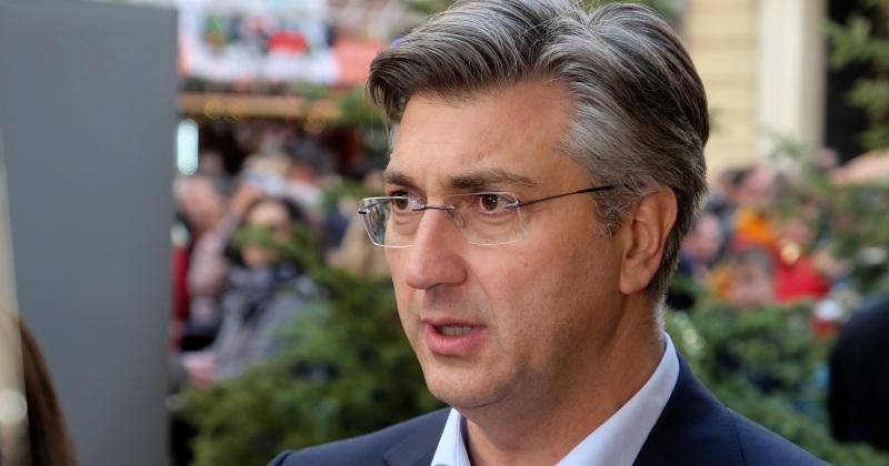 PLENKOVIĆ Do pobjede Kolinde Grabar-Kitarović zajedništvom birača centra, desnog centra i desnice