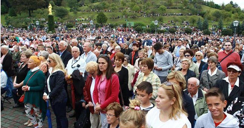 SUSRET MLADIH KATOLIKA U ZAGREBU Počele prijave za susret hrvatske katoličke mladeži koji se održava 9. i 10. svibnja