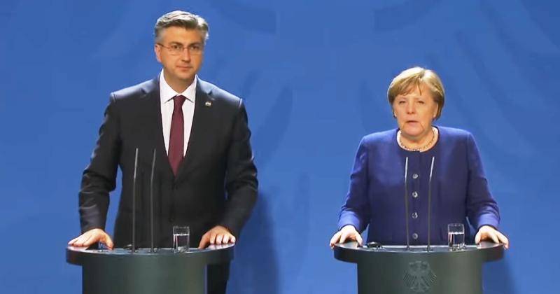 MERKEL I PLENKOVIĆ RAZGOVARALI U BERLINU Nadaju se pomacima za Albaniju i S. Makedoniju na samitu u Zagrebu