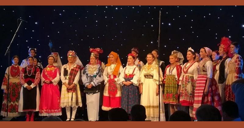 IZBOR NAJLJEPŠE HRVATICE U NARODNOJ NOŠNJI IZVAN RH Podržite 7. Reviju tradicijske odjeće i glasujte za svoju favoritkinju