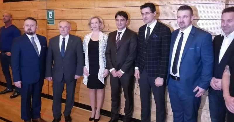 ODRŽANA KAJKAVSKA VEČER U STUTTGARTU Izbornik hrvatske nogometne reprezentacije Zlatko Dalić bio je posebni gost