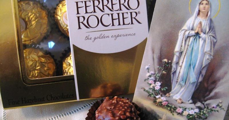 POZNATI SVJETSKI SLATKIŠ INSPIRIRAN DJEVICOM MARIJOM Michele Ferrero svoje čokoladice Rocher nazvao po stjenovitoj spilji na kojoj se ukazivala Gospa Lurdska