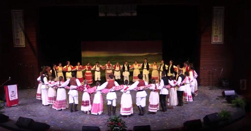 (VIDEO) HRVATSKI FOLKLOR U LOS ANGELESU Pogledajte nastup 'Kolofornia' u izvedbi nekoliko hrvatskih ansambla iz Amerike