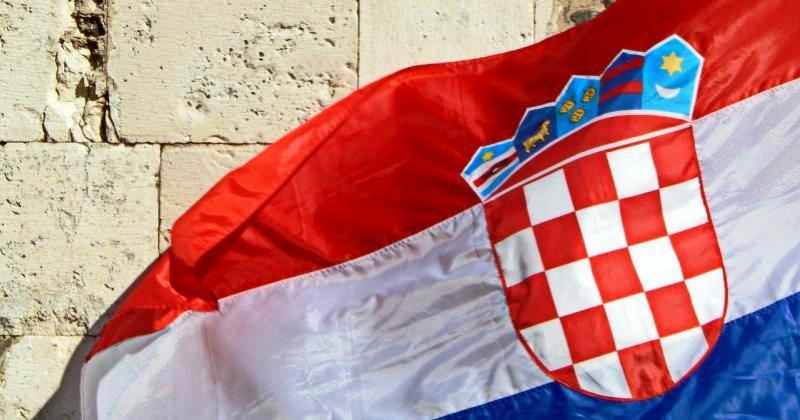 (KOMENTAR) OVO NIJE DOBRO I NIJE NORMALNO, OČEKUJEMO ISTINU Tuga Tarle: ‘Dragi prijatelji, što se to događa u Hrvatskoj?’
