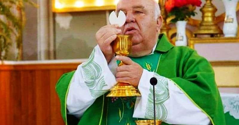 U SRIJEDU, 19. VELJAČE U Lupaku, hrvatskom selu u Rumunjskoj, pokopan omiljeni župnik Marijan Tinkula (71)