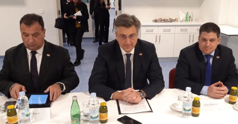 POLICIJA ČUVA GRANICU Plenković: RH će svim sredstvima pomagati u zaštiti vanjske granice EU