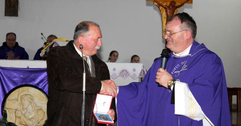 SVJEDOČENJE VJERE NA MISNOM SLAVLJU VELIKE POBOŽNOSTI SVETOM JOSIPU 'Hrvatski se narod treba vratiti molitvi krunice'