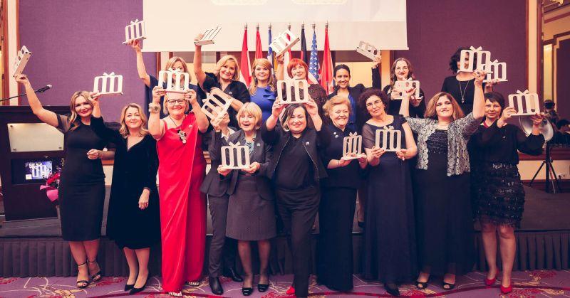 NAGRAĐENE USPJEŠNE HRVATICE IZ HRVATSKE, AUSTRIJE, NJEMAČKE, KANADE… Mreža hrvatskih žena dodijelila nagrade ‘Utjecajne hrvatske žene’ i ‘Buduće liderice’