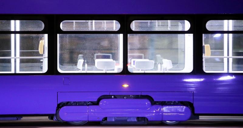 STANJE U HRVATSKOJ, 21. OŽUJKA Na mjesec dana obustavlja se javni međugradski i gradski promet; zatvaraju se svi željeznički i autobusni kolodvori