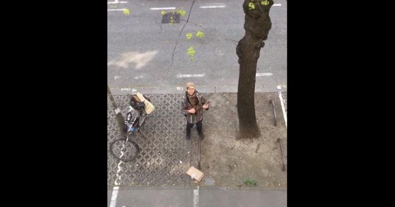 SVAKA ČAST NA PREDIVNOJ GESTI Pogledajte kako je jedan zagrebački učitelj razveselio svoje učenike u izolaciji!