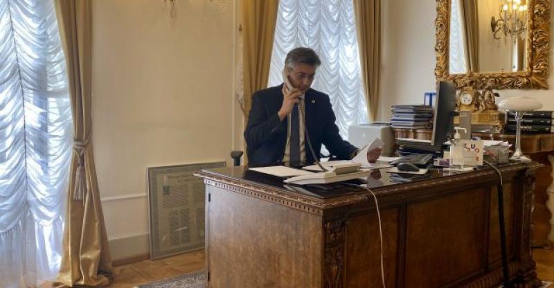 PLENKOVIĆ TELEFONSKI POKUŠAVA SPASITI SEZONU 'Zvao sam u Češku...'