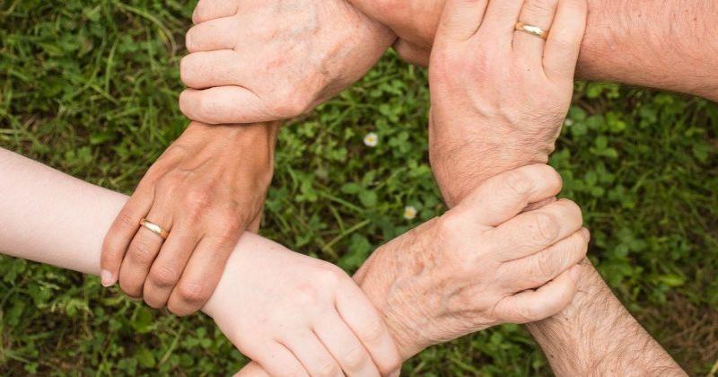 KAKO DEVETEROČLANA OBITELJ PODNOSI KARANTENU? 'Svaku večer u 20 sati zajedno molimo krunicu, na neki čudesan način više i bolje nas je povezala'