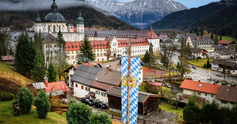 U BAVARSKOJ VJERSKA OKUPLJANJA NAJVJEROJATNIJE VEĆ OD 4. SVIBNJA Ali uz strogo ograničen broj vjernika