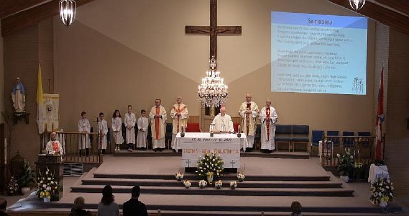 DUŠEBRIŽNIČKI RAD NAŠIH SVEĆENIKA U KANADI Mons. Ike Vukšić dao je uvid u njihov život i rad